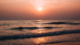 海と夕日